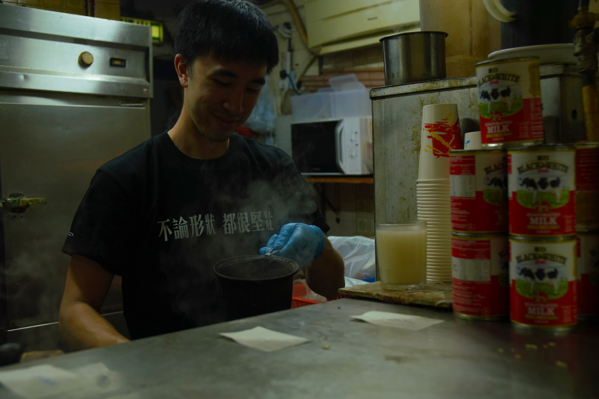 不論形狀，都很堅壯：恍若博物館的興華茶餐廳